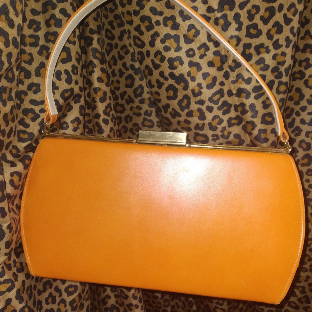 Vintage 50s 60s French Orange patent handbag